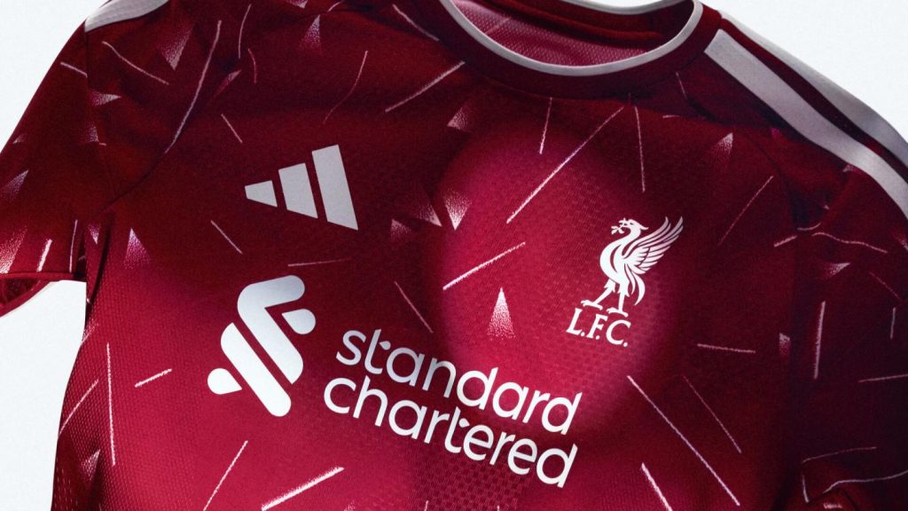 2026-home-kit-closeup-gallery-cover_24012750229513bb160f593f4b74b2d0.jpg
