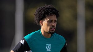 calum-scanlon-liverpool-fc-3-290526_30e09557acd076c15fc3801d1ad3bf18.jpg